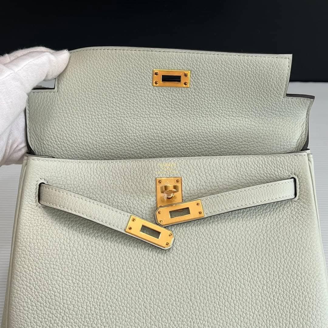 New Hermes Kelly 25 Togo Gris Neve GHW