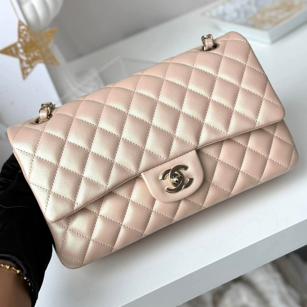 Chanel Classic 10 Beige Pearl GHW